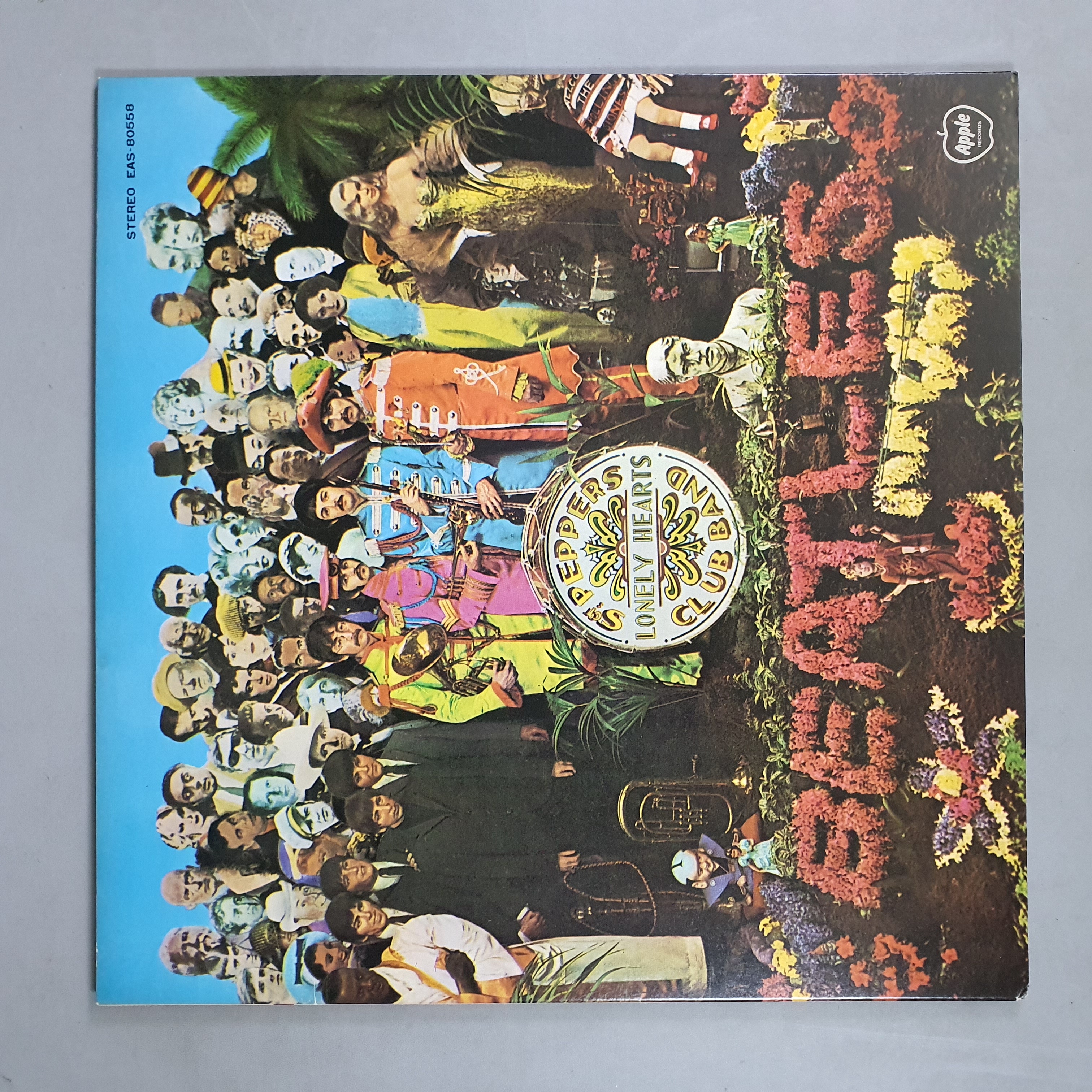 The Beatles - Sgt. Pepper's Lonely Hearts Club Band = サージェント・ペパーズ・ロンリー・ハーツ・クラブ・バンド